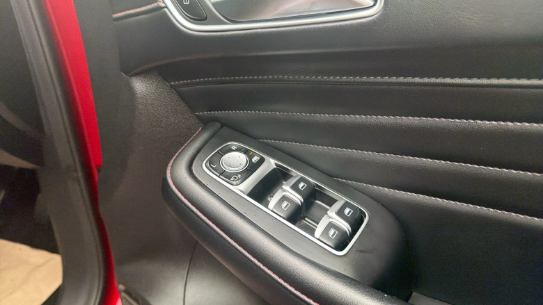 MG HS 1.5 T-GDI Trophy 5dr Petrol Hatchback